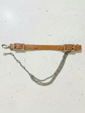 St. John leather and detachable chain link belt
